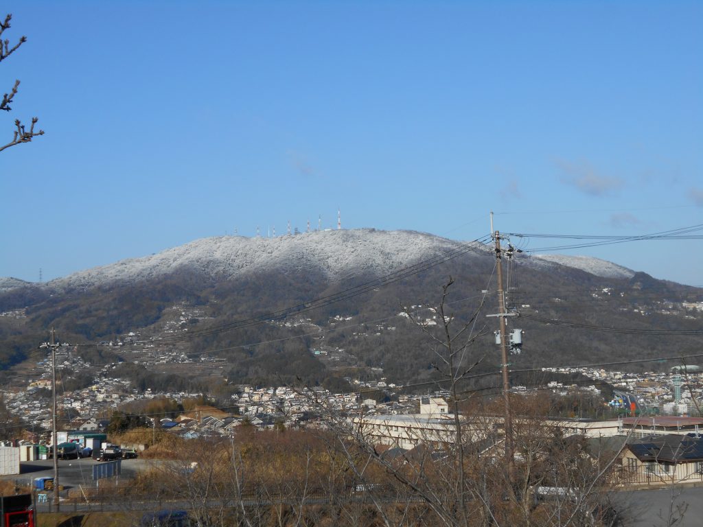 ２月１日　生駒山の雪化粧